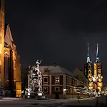 Tom Sawyer's Old Town Апартаменты *
